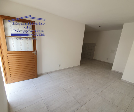 Imagem Casa com 1 Quarto à Venda, 45 m² em Camaquã - Porto Alegre Imagem Casa com 1 Quarto à Venda, 45 m² em Camaquã - Porto Alegre