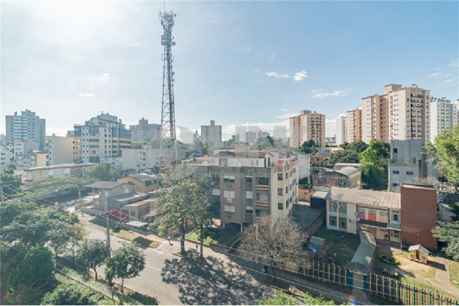 Imagem Apartamento com 3 Quartos à Venda, 81 m² em Passo Da Areia - Porto Alegre