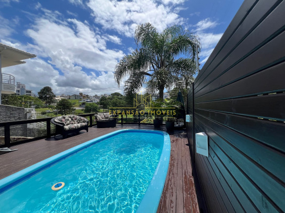 Imagem Casa com 3 Quartos à Venda, 248 m² em Pedra Branca - Palhoça Imagem Casa com 3 Quartos à Venda, 248 m² em Pedra Branca - Palhoça
