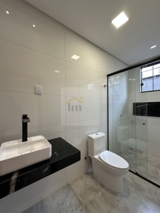 Imagem Casa com 3 Quartos à Venda, 210 m² em Parque Amazônia - Goiânia Imagem Casa com 3 Quartos à Venda, 210 m² em Parque Amazônia - Goiânia
