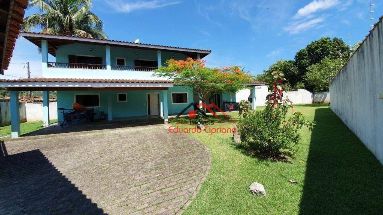 Imagem Casa com 3 Quartos à Venda, 240 m² em Massaguaçu - Caraguatatuba