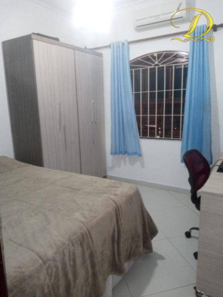 Imagem Casa com 3 Quartos à Venda, 250 m² em Solemar - Praia Grande Imagem Casa com 3 Quartos à Venda, 250 m² em Solemar - Praia Grande