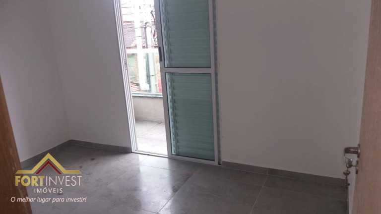 Imagem Imóvel com 2 Quartos à Venda, 42 m² em Maracanã - Praia Grande Imagem Imóvel com 2 Quartos à Venda, 42 m² em Maracanã - Praia Grande