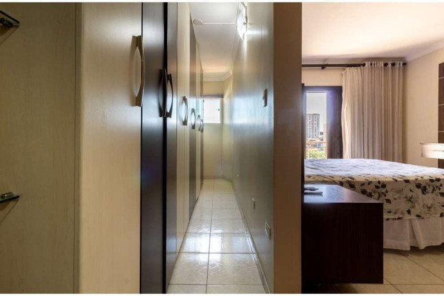 Imagem Casa com 4 Quartos à Venda, 309 m² em Jardim Das Flores - Osasco Imagem Casa com 4 Quartos à Venda, 309 m² em Jardim Das Flores - Osasco