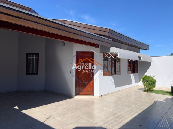 Imagem Casa com 4 Quartos à Venda, 220 m² em Centro - Mogi Guaçu Imagem Casa com 4 Quartos à Venda, 220 m² em Centro - Mogi Guaçu
