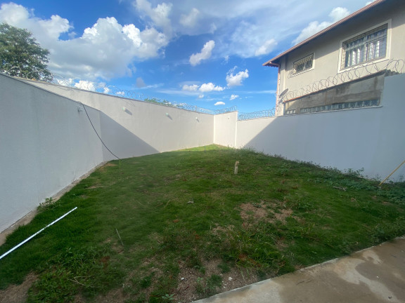 Imagem Casa com 3 Quartos à Venda, 170 m² em Parque Xangri-lá - Contagem Imagem Casa com 3 Quartos à Venda, 170 m² em Parque Xangri-lá - Contagem