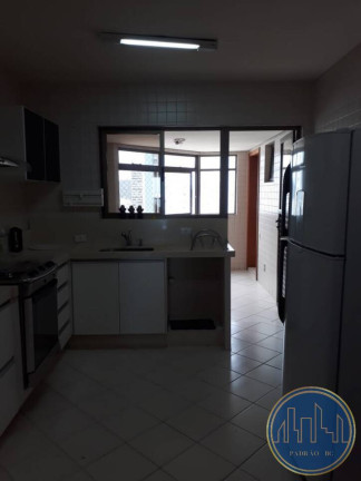 Imagem Apartamento com 4 Quartos para Temporada, 180 m² em Centro - Balneário Camboriú