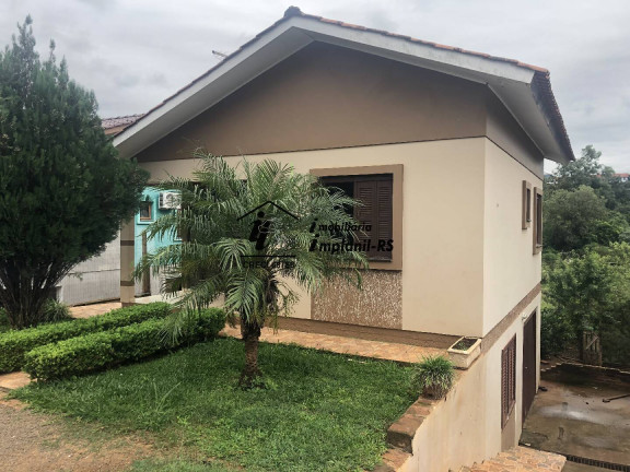 Casa com 3 Quartos à Venda, 360 m² em Canabarro - Teutônia