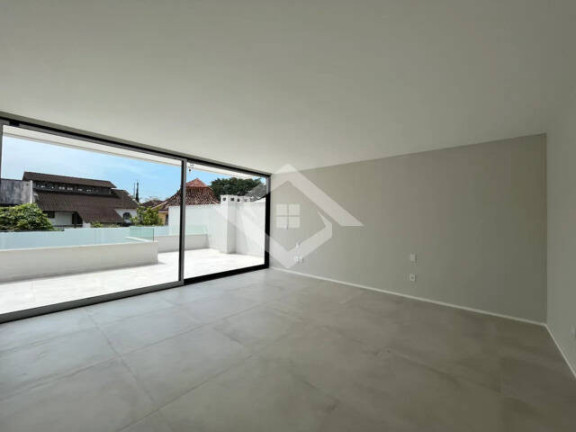Imagem Casa com 4 Quartos à Venda, 400 m² em Barra Da Tijuca - Rio De Janeiro Imagem Casa com 4 Quartos à Venda, 400 m² em Barra Da Tijuca - Rio De Janeiro