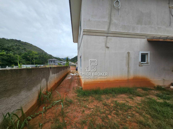 Imagem Casa com 4 Quartos à Venda, 130 m² em Albuquerque - Teresópolis Imagem Casa com 4 Quartos à Venda, 130 m² em Albuquerque - Teresópolis