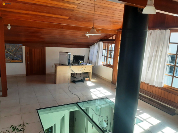 Imagem Casa com 6 Quartos à Venda, 391 m² em Carvoeira - Florianópolis Imagem Casa com 6 Quartos à Venda, 391 m² em Carvoeira - Florianópolis