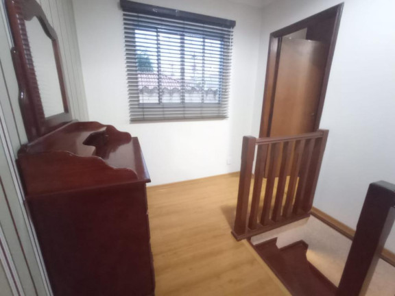 Imagem Casa com 3 Quartos à Venda, 220 m² em Vila Amália - São Paulo