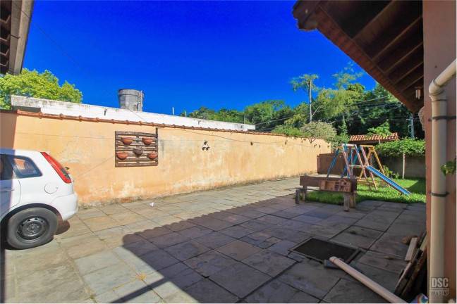 Imagem Casa com 3 Quartos à Venda, em Serraria - Porto Alegre Imagem Casa com 3 Quartos à Venda, em Serraria - Porto Alegre