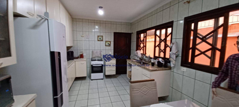 Imagem Sobrado com 3 Quartos à Venda ou Locação, 220 m² em Parque Renato Maia - Guarulhos Imagem Sobrado com 3 Quartos à Venda ou Locação, 220 m² em Parque Renato Maia - Guarulhos