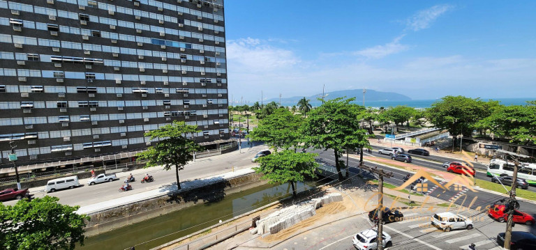 Imagem Apartamento com 3 Quartos à Venda, 110 m² em José Menino - Santos