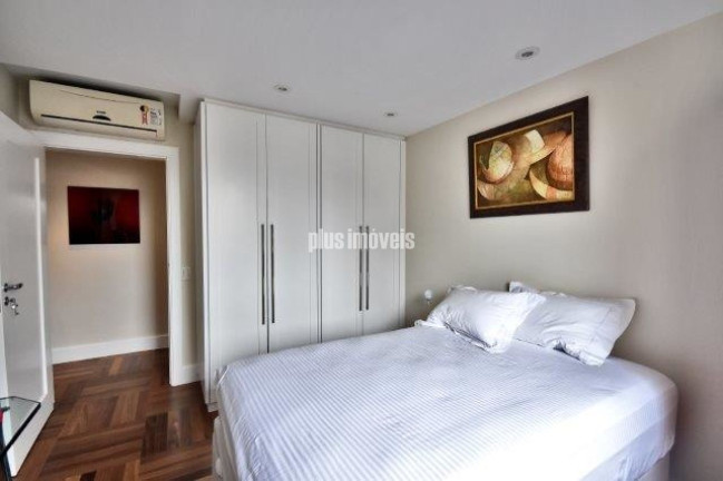 Imagem Apartamento com 2 Quartos à Venda, 181 m² em Moema - São Paulo Imagem Apartamento com 2 Quartos à Venda, 181 m² em Moema - São Paulo