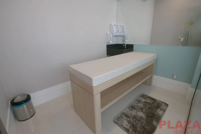 Imagem Apartamento com 3 Quartos à Venda, 128 m² em Centro - Balneário Camboriú Imagem Apartamento com 3 Quartos à Venda, 128 m² em Centro - Balneário Camboriú
