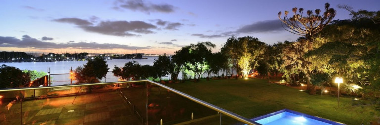 Imagem Casa de Condomínio com 3 Quartos à Venda, 685 m² em Tristeza - Porto Alegre Imagem Casa de Condomínio com 3 Quartos à Venda, 685 m² em Tristeza - Porto Alegre