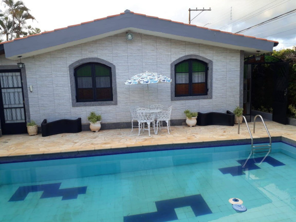 Imagem Casa com 3 Quartos à Venda, 300 m² em Vila Helena - Atibaia Imagem Casa com 3 Quartos à Venda, 300 m² em Vila Helena - Atibaia