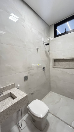 Imagem Casa com 3 Quartos à Venda, 325 m² Imagem Casa com 3 Quartos à Venda, 325 m²