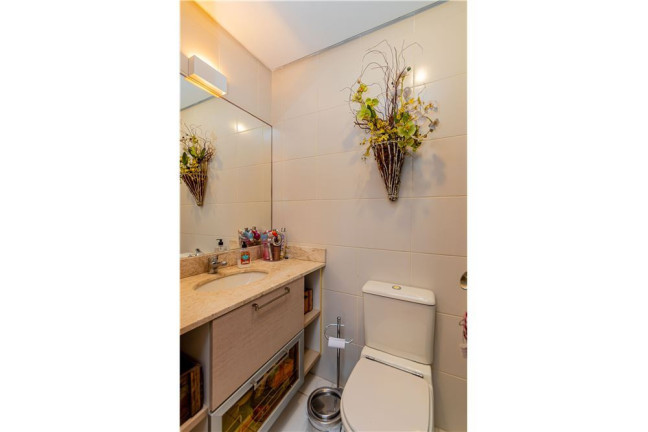 Imagem Apartamento com 3 Quartos à Venda, 119 m² em Medianeira - Porto Alegre Imagem Apartamento com 3 Quartos à Venda, 119 m² em Medianeira - Porto Alegre
