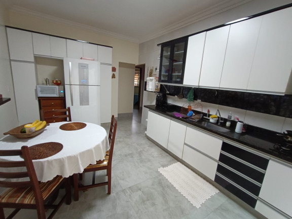 Imagem Casa com 3 Quartos à Venda, 160 m² em Ville De France - Goiania Imagem Casa com 3 Quartos à Venda, 160 m² em Ville De France - Goiania