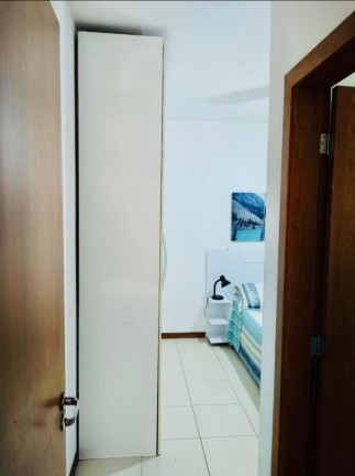 Imagem Casa com 3 Quartos à Venda, 150 m² em Buraquinho - Lauro De Freitas Imagem Casa com 3 Quartos à Venda, 150 m² em Buraquinho - Lauro De Freitas
