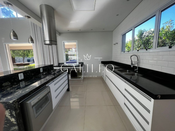 Imagem Casa com 4 Quartos à Venda, 313 m² em Capela - Vinhedo Imagem Casa com 4 Quartos à Venda, 313 m² em Capela - Vinhedo