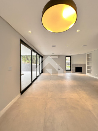 Imagem Casa de Condomínio com 5 Quartos à Venda, 388 m² em Alphaville - Santana De Parnaíba Imagem Casa de Condomínio com 5 Quartos à Venda, 388 m² em Alphaville - Santana De Parnaíba
