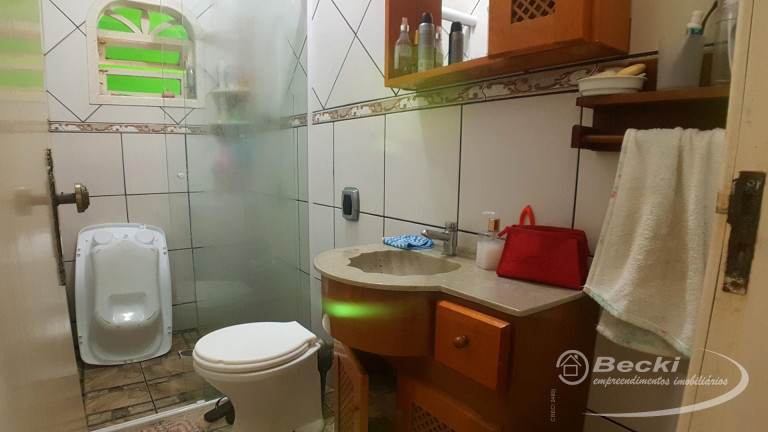 Imagem Casa com 3 Quartos à Venda, 195 m² em Aventureiro - Joinville Imagem Casa com 3 Quartos à Venda, 195 m² em Aventureiro - Joinville