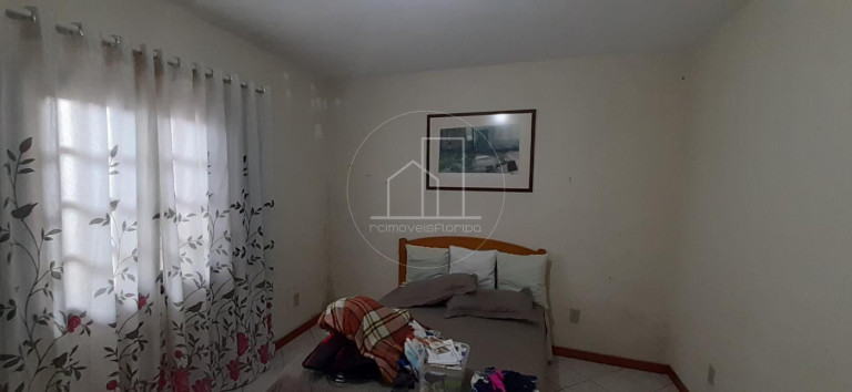 Imagem Casa com 4 Quartos à Venda, 200 m² em São João Do Rio Vermelho - Florianópolis Imagem Casa com 4 Quartos à Venda, 200 m² em São João Do Rio Vermelho - Florianópolis