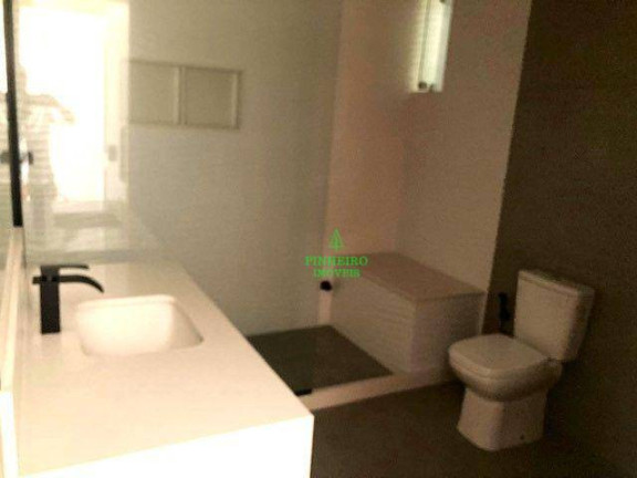 Imagem Apartamento com 3 Quartos à Venda, 210 m² em Icaraí - Niterói Imagem Apartamento com 3 Quartos à Venda, 210 m² em Icaraí - Niterói