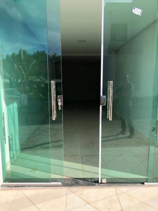 Imagem Casa com 3 Quartos à Venda, 330 m² Imagem Casa com 3 Quartos à Venda, 330 m²