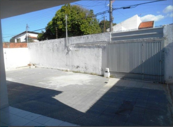 Imagem Casa com 3 Quartos à Venda, 300 m² em Ininga - Teresina Imagem Casa com 3 Quartos à Venda, 300 m² em Ininga - Teresina