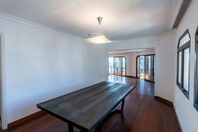 Imagem Apartamento com 3 Quartos para Alugar, 240 m² Imagem Apartamento com 3 Quartos para Alugar, 240 m²