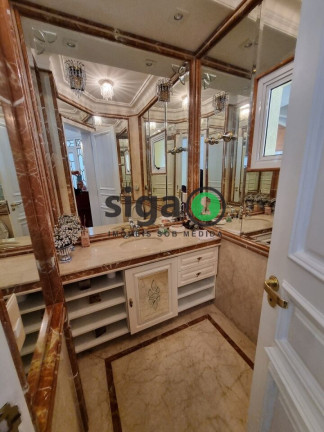 Imagem Casa com 4 Quartos à Venda, 850 m² em Jardim Leonor - São Paulo