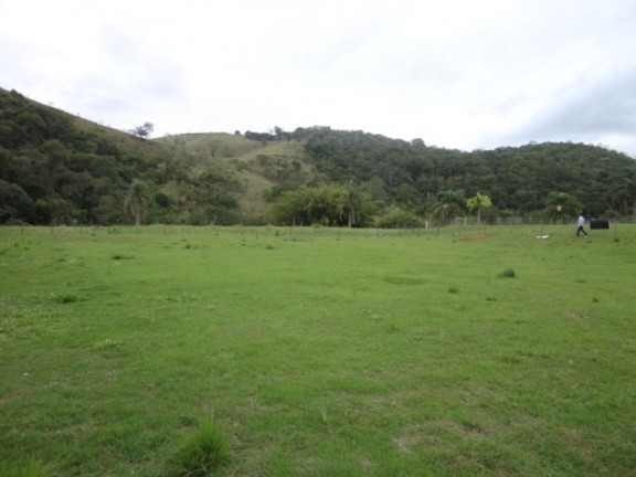 Imagem Terreno à Venda, 852 m² em Angola - Santa Branca