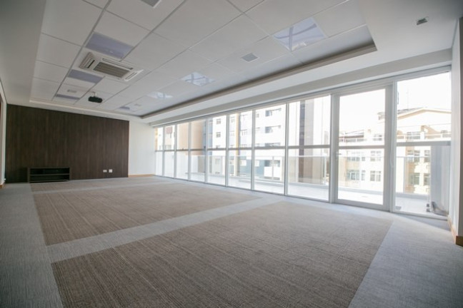 Imagem Sala Comercial à Venda, 36 m² em Batel - Curitiba