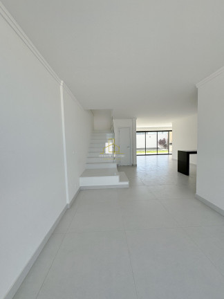 Imagem Casa com 4 Quartos à Venda, 225 m² em Arquipelago De Manguinhos - Serra Imagem Casa com 4 Quartos à Venda, 225 m² em Arquipelago De Manguinhos - Serra