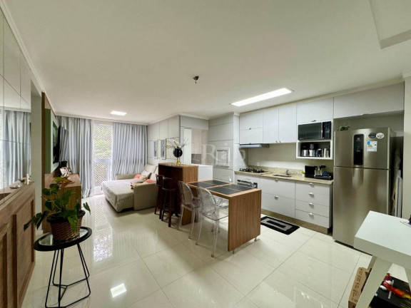 Imagem Apartamento com 2 Quartos à Venda, 62 m² em Balneário Camboriú