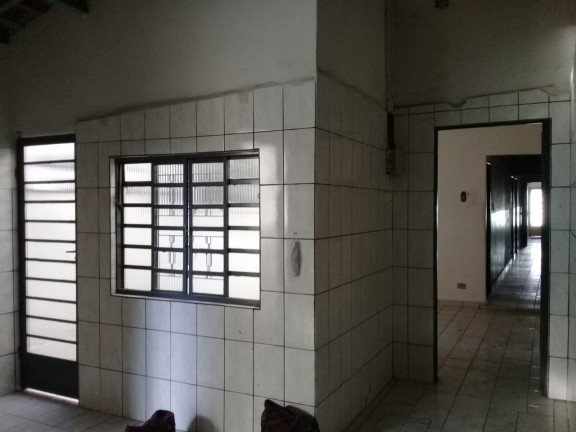 Imagem Casa com 2 Quartos à Venda, 300 m² em São Benedito - Pindamonhangaba