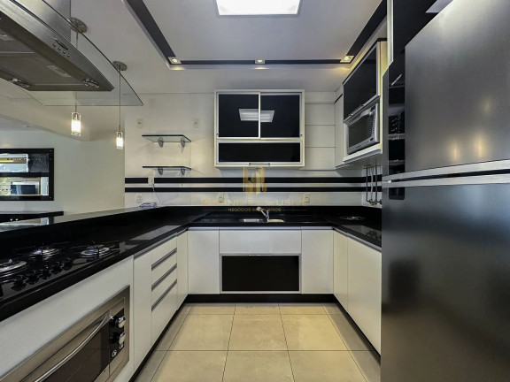 Imagem Apartamento com 3 Quartos à Venda, 139 m² em Centro - Balneário Camboriú Imagem Apartamento com 3 Quartos à Venda, 139 m² em Centro - Balneário Camboriú