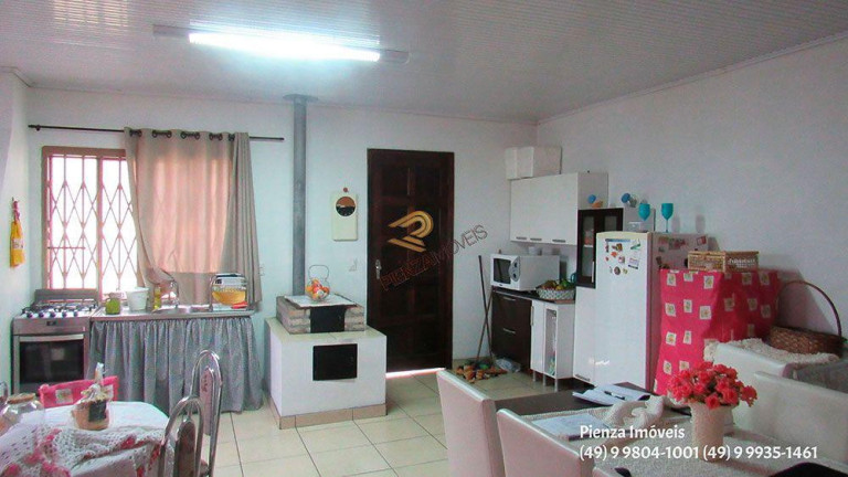 Imagem Casa com 3 Quartos à Venda, 160 m² em Centro - Concórdia Imagem Casa com 3 Quartos à Venda, 160 m² em Centro - Concórdia