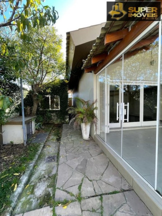 Imagem Casa com 3 Quartos à Venda, 492 m² em Três Vendas - Pelotas