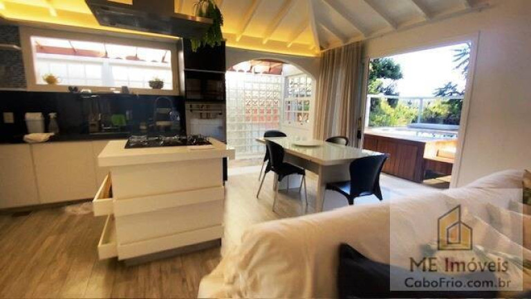 Imagem Casa de Condomínio com 2 Quartos à Venda, 120 m² em Ferradura - Búzios Imagem Casa de Condomínio com 2 Quartos à Venda, 120 m² em Ferradura - Búzios