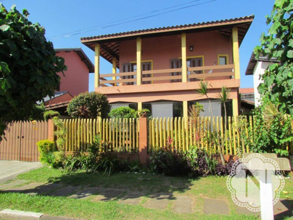Sobrado com 6 Quartos à Venda, 237 m² em Campos Elíseos - Itanhaém