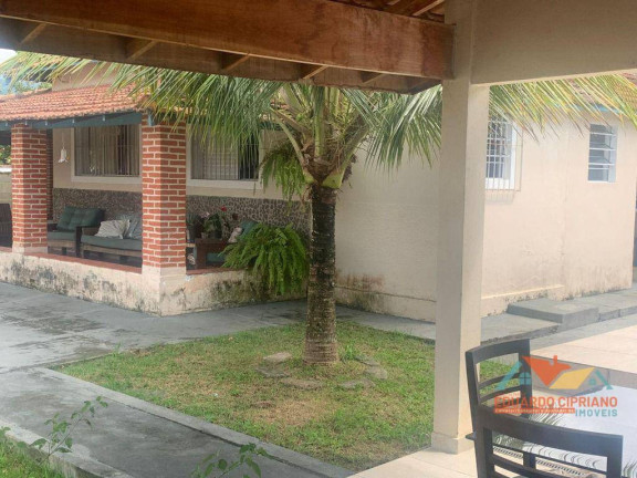 Imagem Casa com 5 Quartos à Venda, 221 m² em Balneário Copacabana - Caraguatatuba