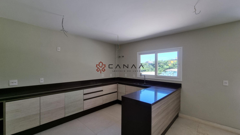 Imagem Casa de Condomínio com 4 Quartos à Venda, 253 m² em João Fernandes - Armação Dos Búzios Imagem Casa de Condomínio com 4 Quartos à Venda, 253 m² em João Fernandes - Armação Dos Búzios