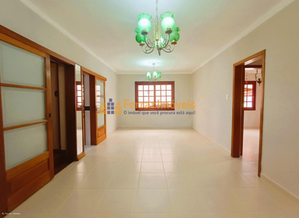 Imagem Casa com 4 Quartos à Venda, 474 m² em Ipanema - Porto Alegre Imagem Casa com 4 Quartos à Venda, 474 m² em Ipanema - Porto Alegre