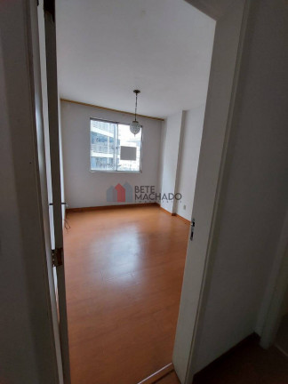 Imagem Apartamento com 1 Quarto à Venda, 70 m² em Várzea - Teresópolis